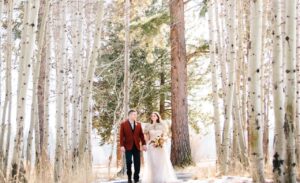 Picture of couple reaping the benefits of their Oregon elopement package.