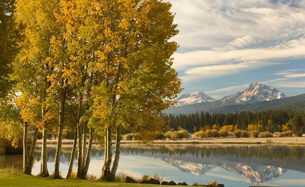 The view of a lake at a Sisters resort in Oregon in the fall.